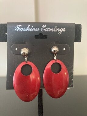 Fashion Jewelry Red Oval Cutout Drop Earrings